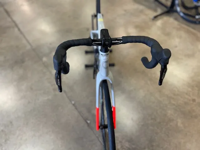Cannondale Supersix Evo Carbon 3 Shimano 105 Di2 12 Speed Chalk