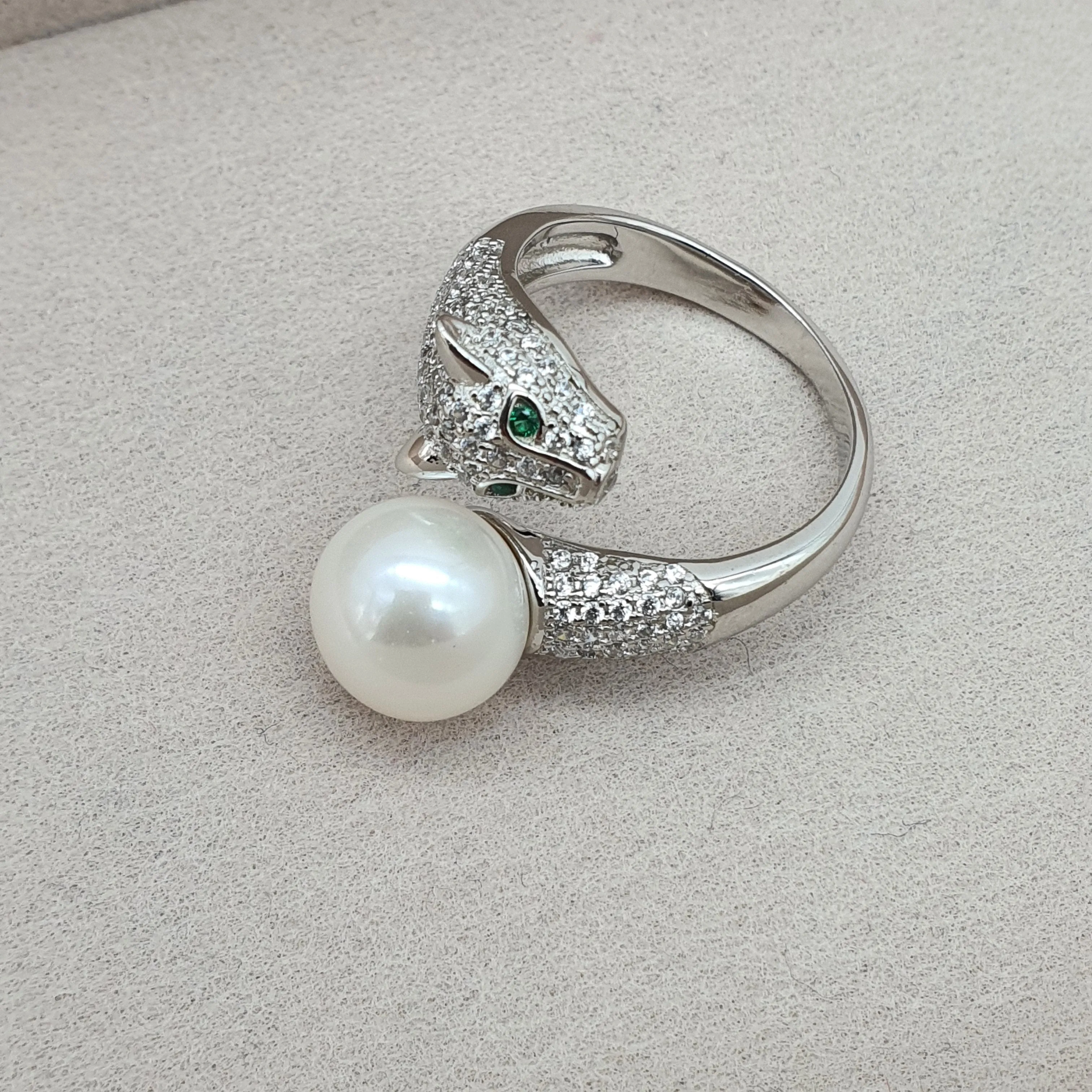 Large Freshwater Pearl Panther ring, sterling silver