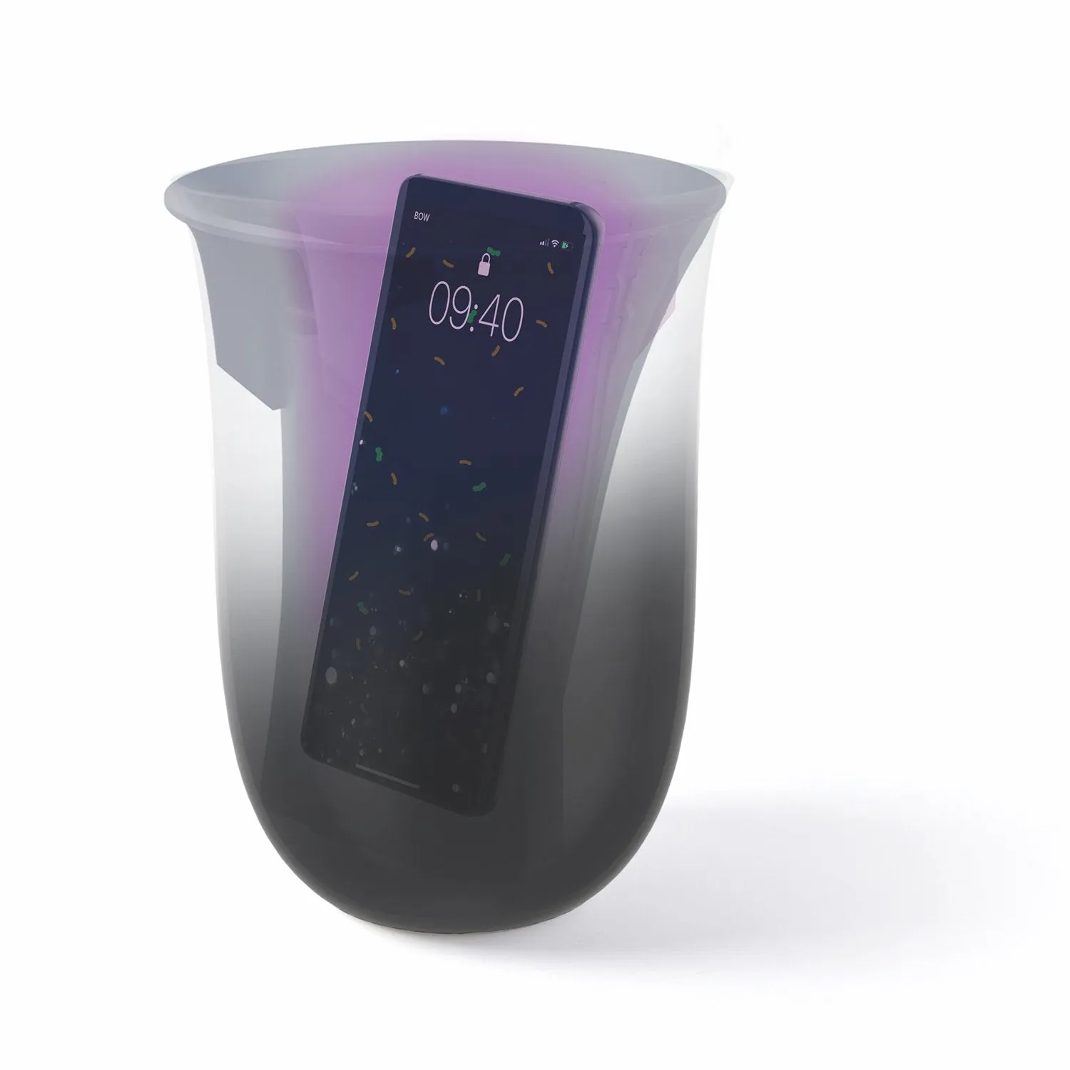 OBLIO - Wireless charging station with built-in UV sanitizer